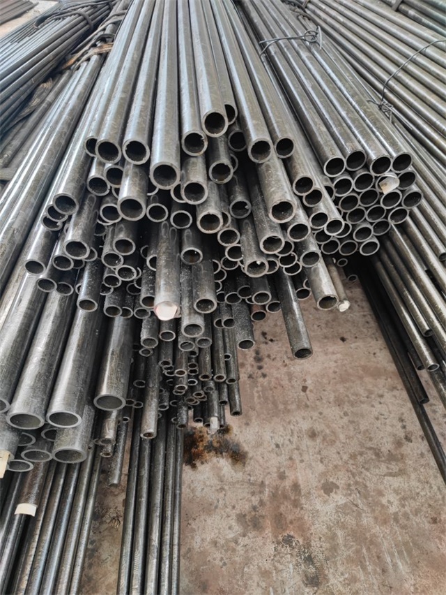 赣州精密光亮无缝钢管厂